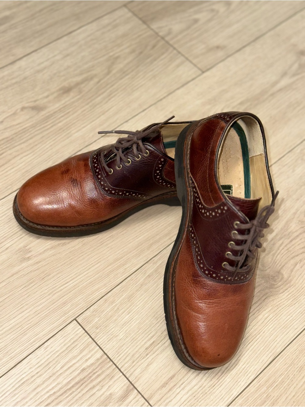 L.L. Bean Brown Leather Lace up Men’s 9 Medium Vibram Sole wingtip Loafers